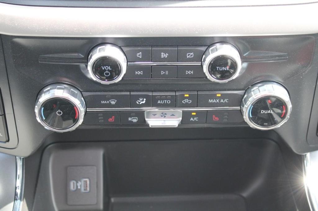 new 2022 Ford F-150 car, priced at $53,714