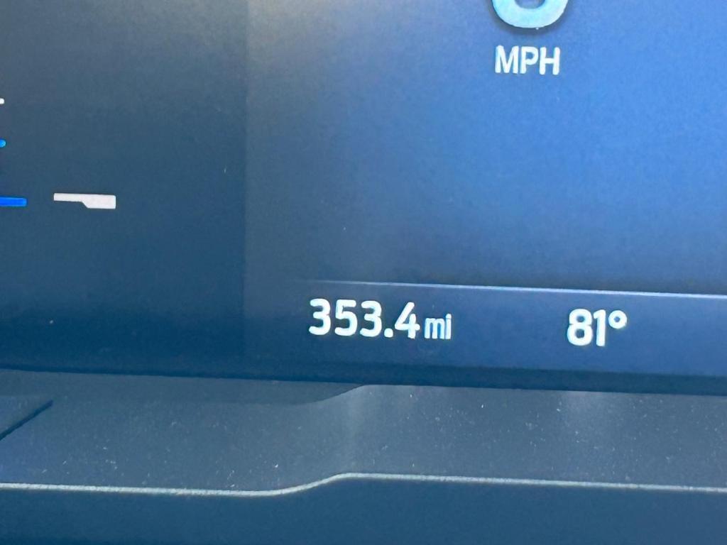 new 2025 Ford Maverick car, priced at $29,999