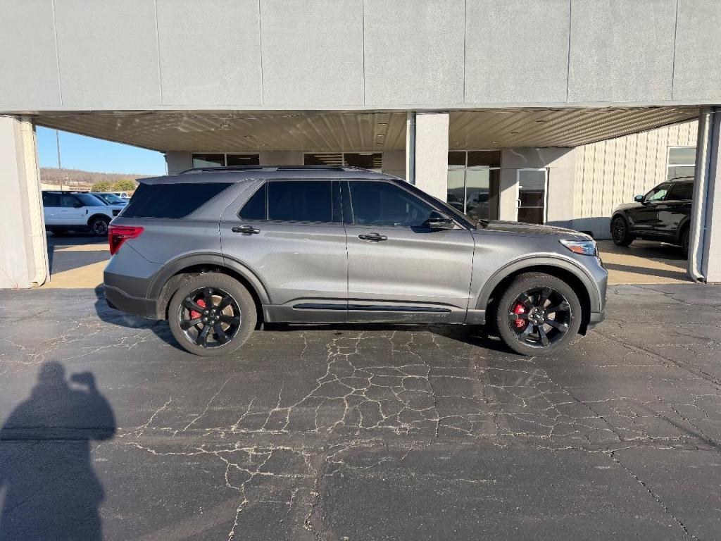 used 2023 Ford Explorer car, priced at $38,978