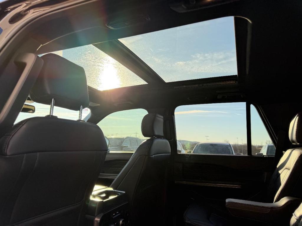 used 2023 Ford Expedition car, priced at $44,988