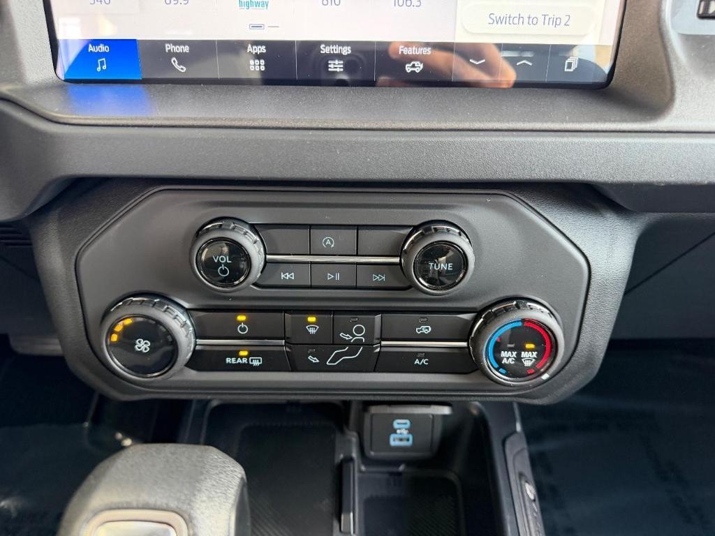 new 2025 Ford Bronco car, priced at $42,828