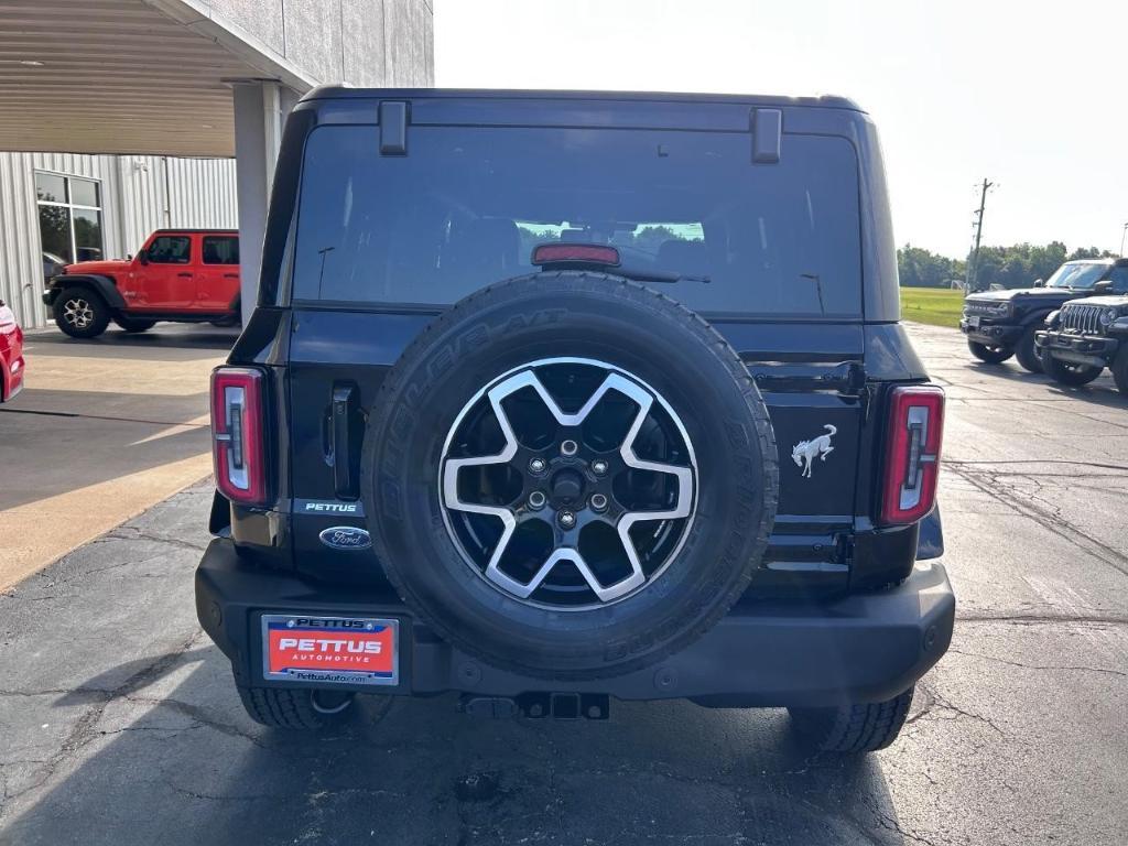 new 2025 Ford Bronco car, priced at $52,578