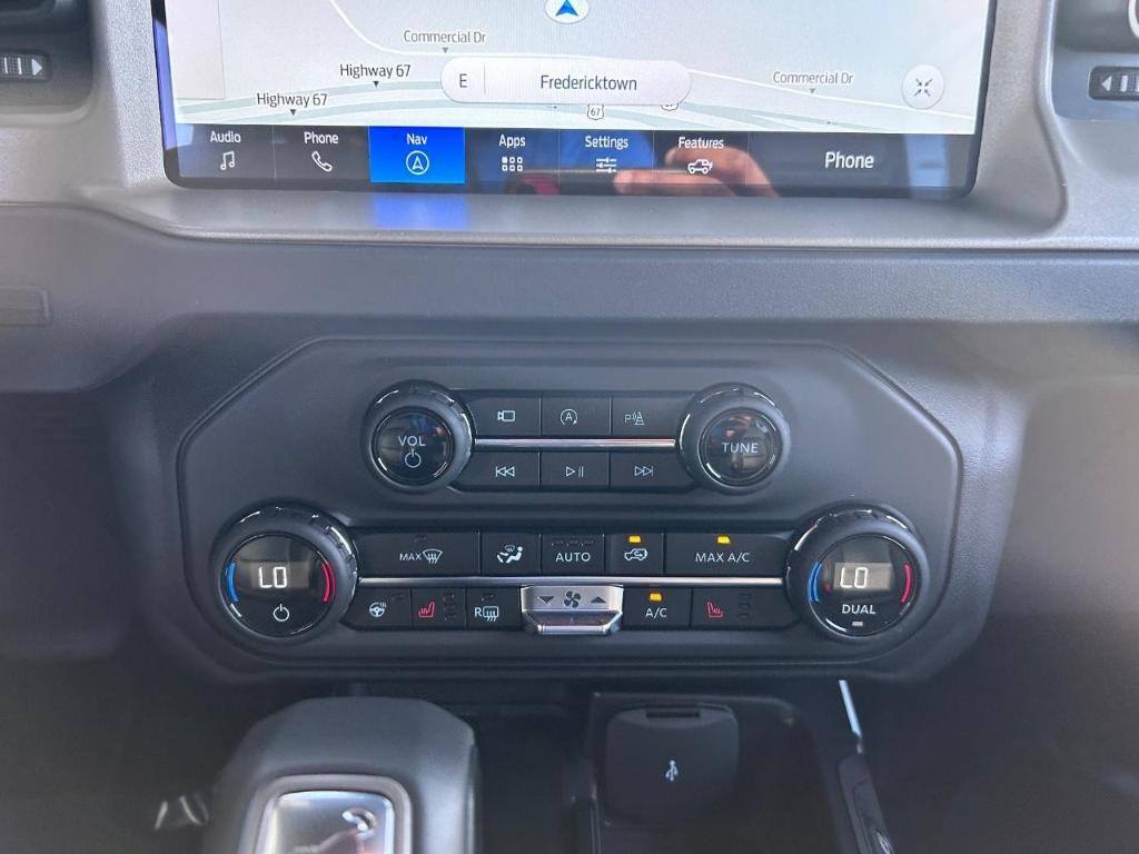 new 2025 Ford Bronco car, priced at $52,578