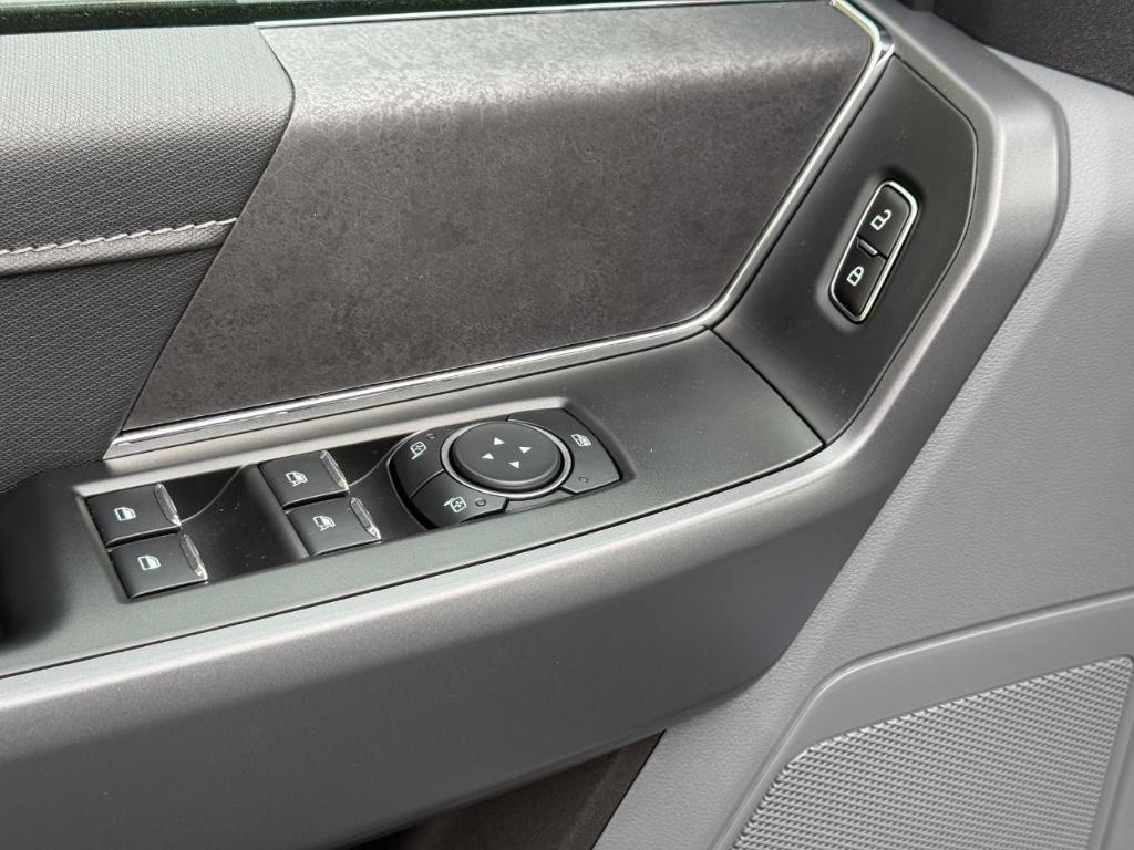 new 2025 Ford F-150 car, priced at $54,995