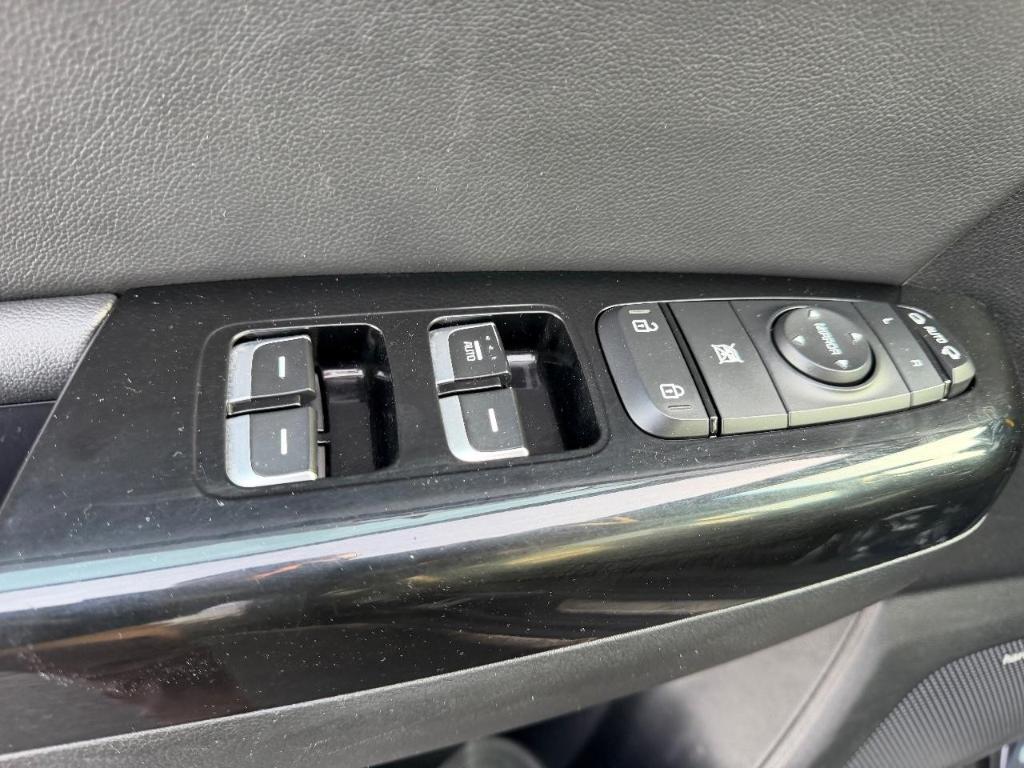 used 2020 Kia Sportage car, priced at $17,890