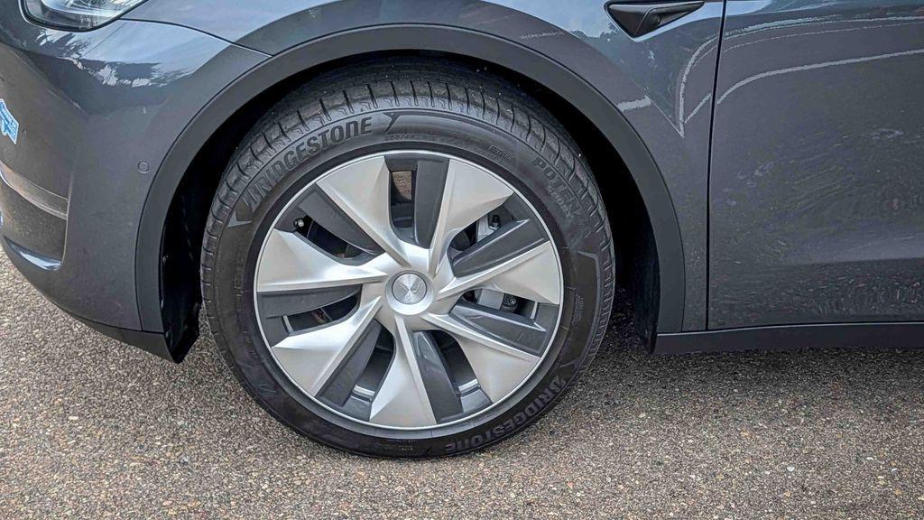 used 2021 Tesla Model Y car, priced at $28,995