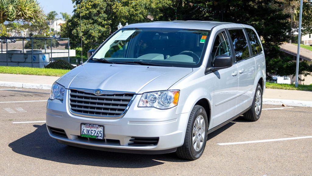 used 2009 Chrysler Town & Country car, priced at $11,777