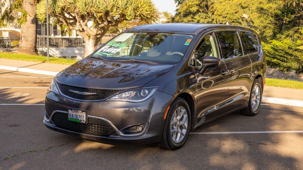 used 2017 Chrysler Pacifica car, priced at $12,995