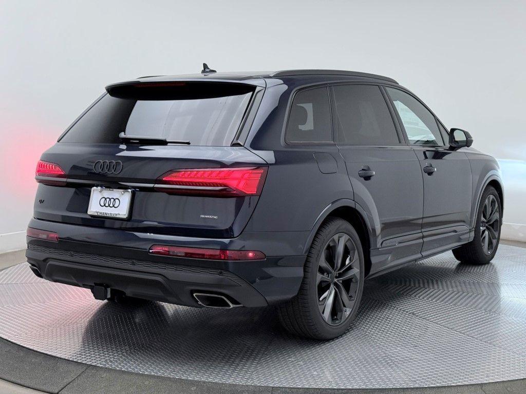 new 2026 Audi Q7 car, priced at $78,295