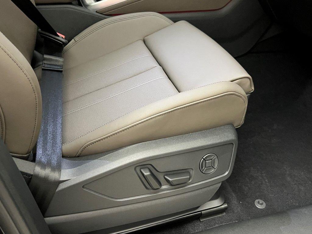 new 2025 Audi Q5 car, priced at $59,913