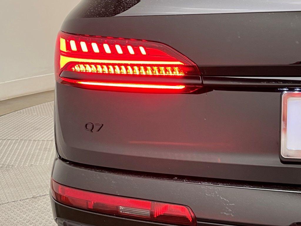 new 2026 Audi Q7 car, priced at $77,745