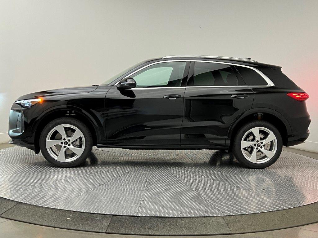 new 2025 Audi Q5 car, priced at $58,542