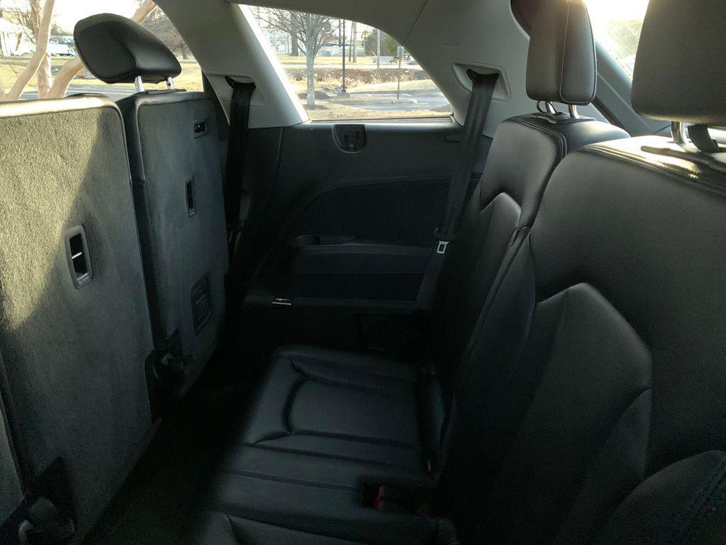used 2019 Audi Q7 car, priced at $18,300