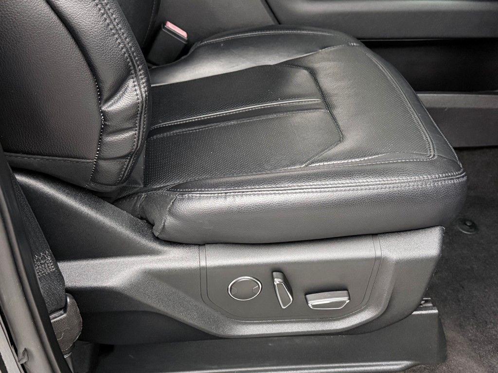 used 2019 Ford Expedition car, priced at $23,900