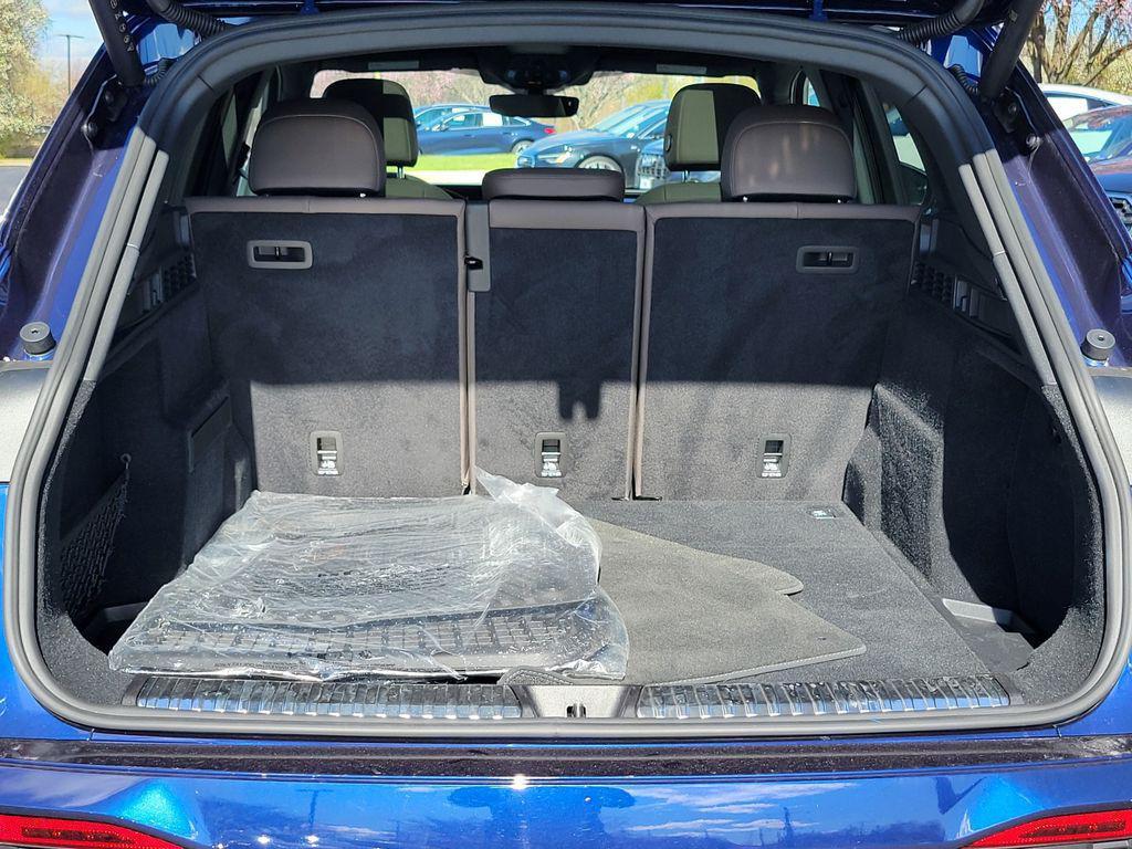 used 2025 Audi Q5 car, priced at $41,990