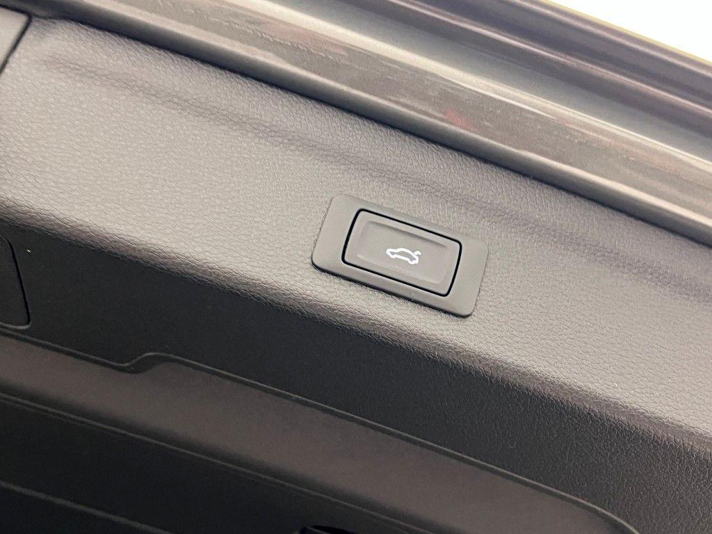 used 2025 Audi Q3 car, priced at $32,900