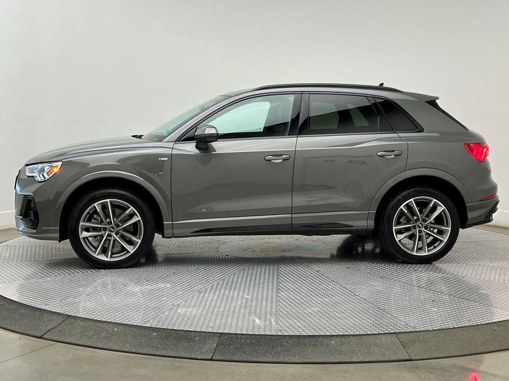 used 2025 Audi Q3 car, priced at $32,900