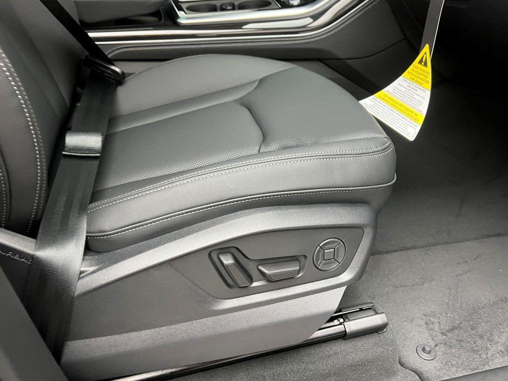 new 2026 Audi Q7 car, priced at $78,295