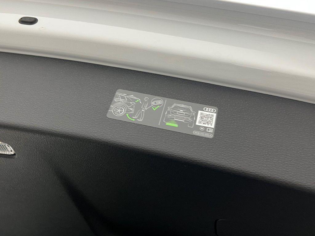 new 2026 Audi Q7 car, priced at $78,295