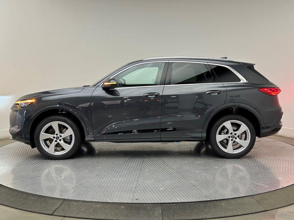 new 2025 Audi Q5 car, priced at $58,280