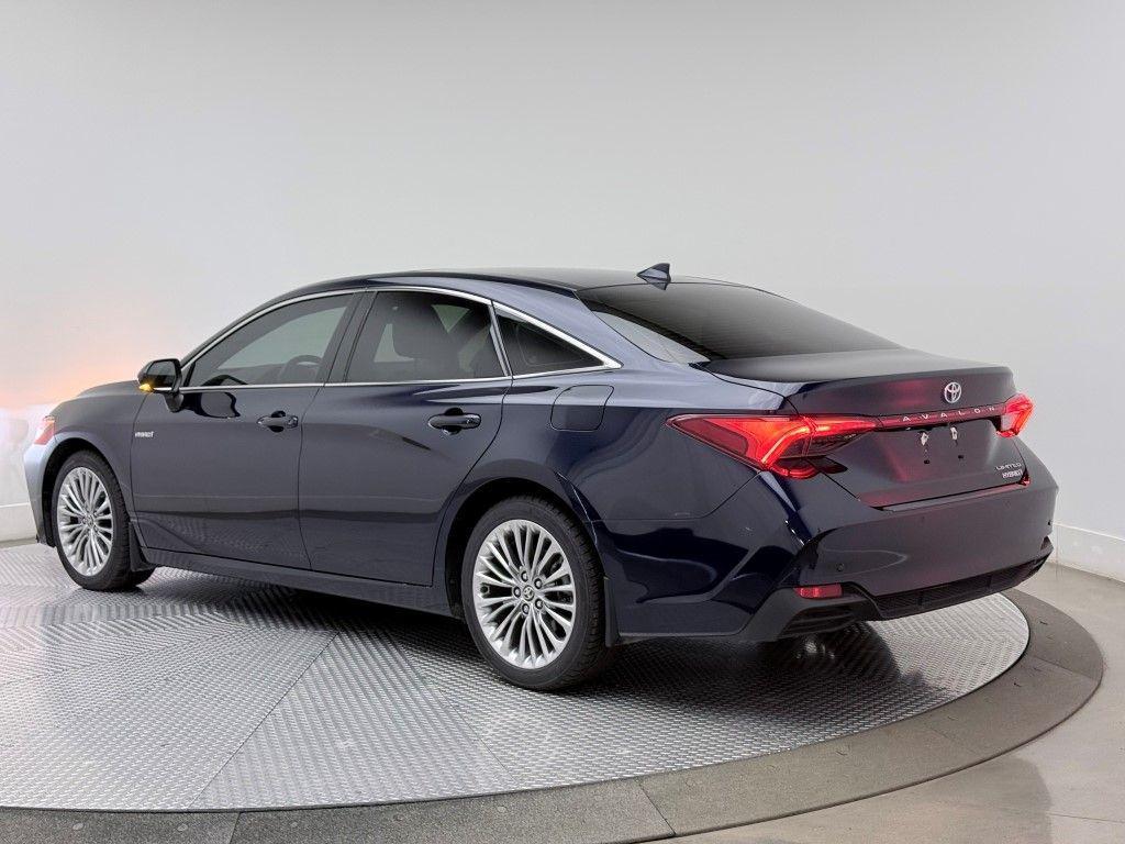 used 2021 Toyota Avalon Hybrid car, priced at $28,901