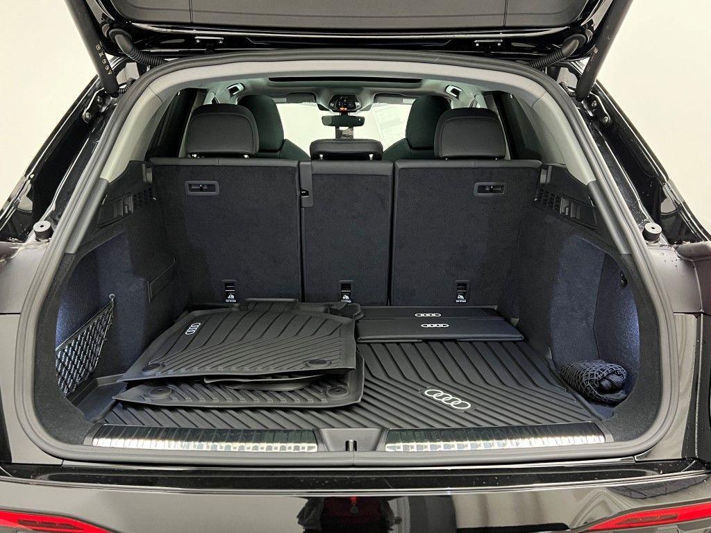 new 2025 Audi Q5 car, priced at $61,065