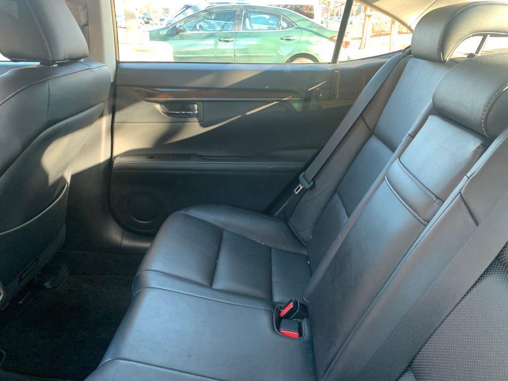 used 2015 Lexus ES 350 car, priced at $16,900