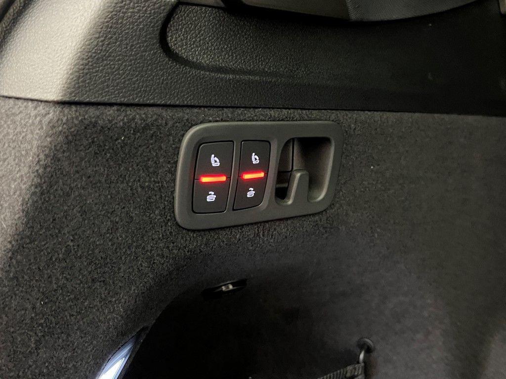 new 2026 Audi Q7 car, priced at $72,295