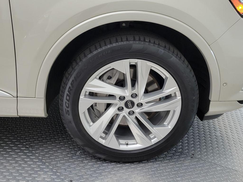 used 2023 Audi Q7 car, priced at $36,290