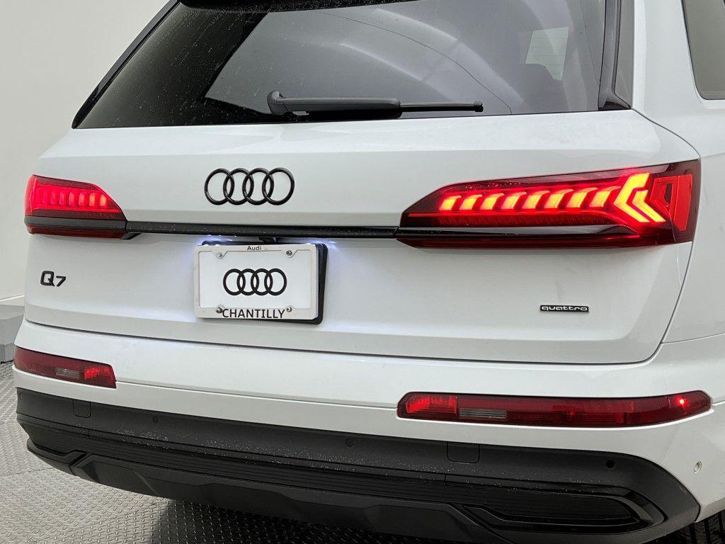 used 2023 Audi Q7 car, priced at $44,900