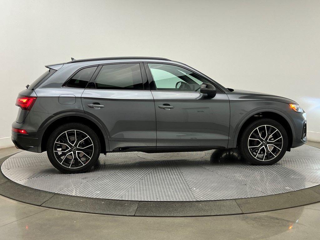 used 2023 Audi SQ5 car, priced at $42,500