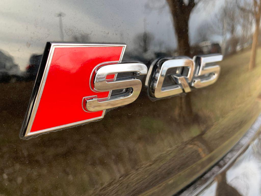 used 2023 Audi SQ5 car, priced at $41,900