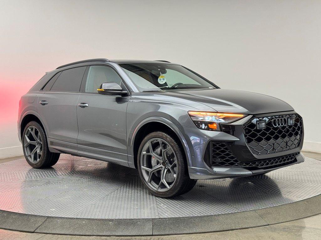 new 2025 Audi RS Q8 car, priced at $145,350