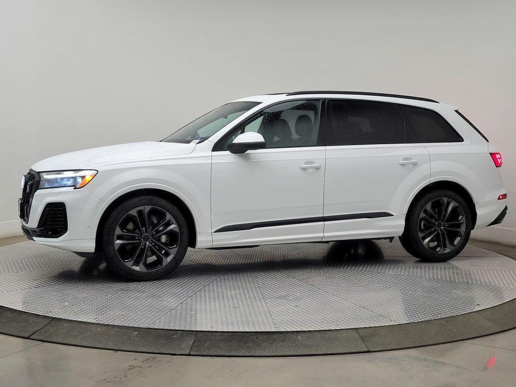 new 2026 Audi Q7 car, priced at $79,155