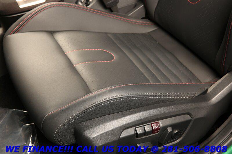 used 2025 MINI Hardtop car, priced at $31,995