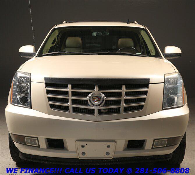 used 2011 Cadillac Escalade EXT car, priced at $29,220