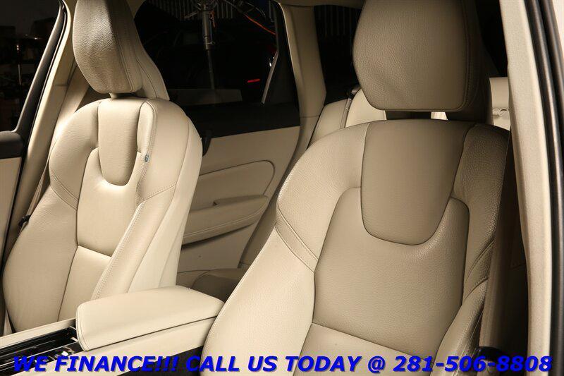 used 2022 Volvo XC60 Recharge Plug-In Hybrid car, priced at $24,849