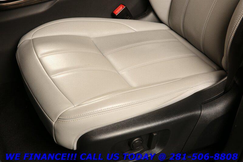 used 2025 Land Rover Range Rover Evoque car, priced at $39,995