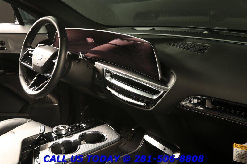 used 2024 Cadillac LYRIQ car, priced at $35,720