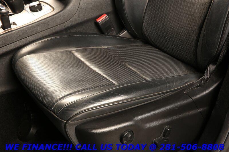 used 2014 Jeep Grand Cherokee car, priced at $16,920