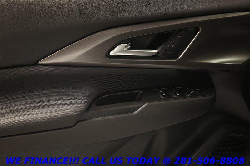 used 2025 Chevrolet Equinox EV car, priced at $24,074