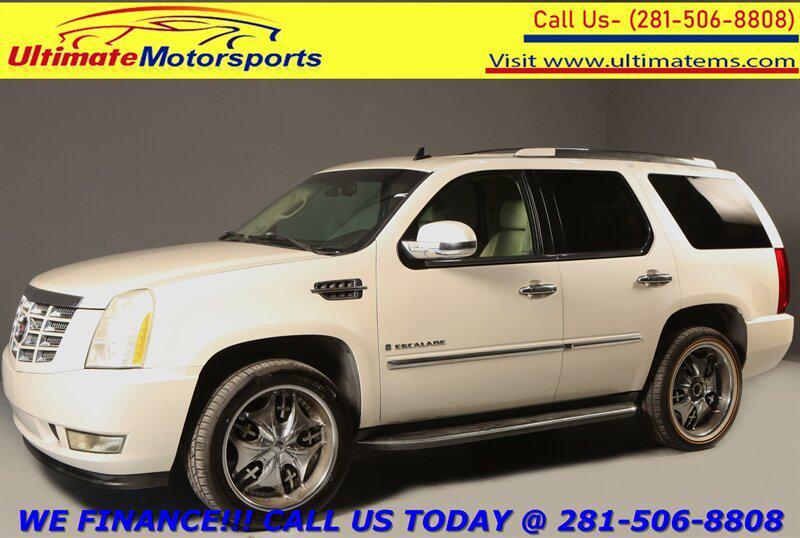 used 2007 Cadillac Escalade car, priced at $12,495