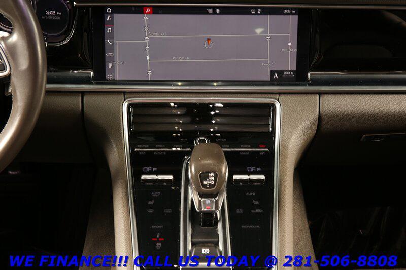 used 2018 Porsche Panamera car