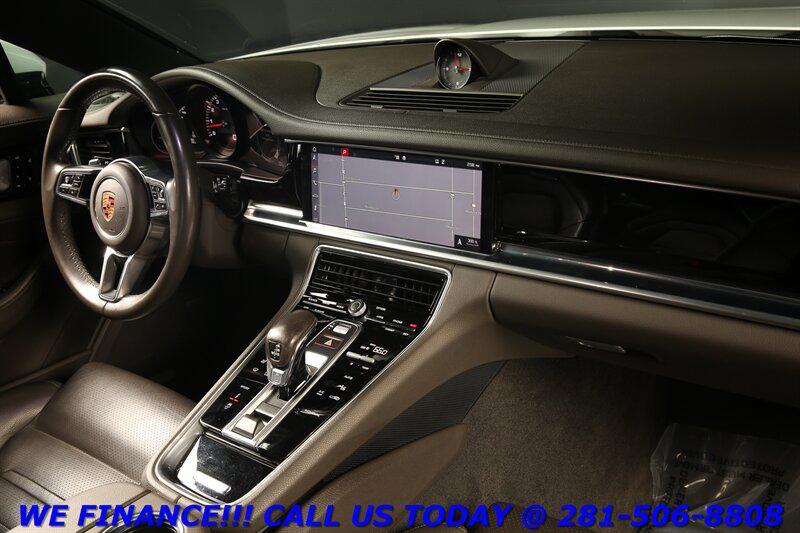 used 2018 Porsche Panamera car