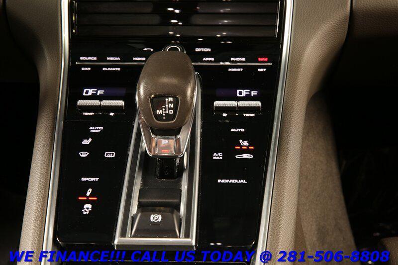 used 2018 Porsche Panamera car