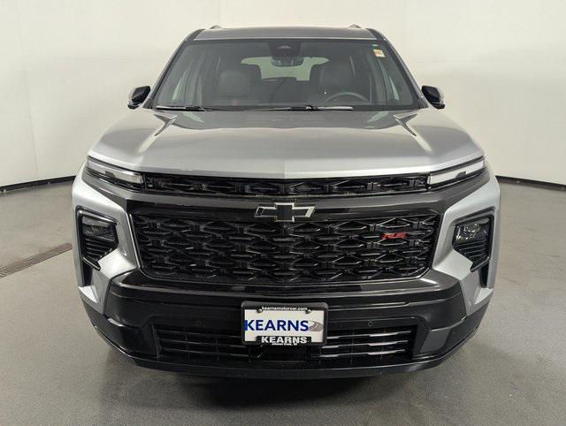 used 2024 Chevrolet Traverse car, priced at $50,989