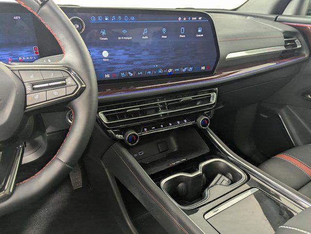 used 2024 Chevrolet Traverse car, priced at $50,989