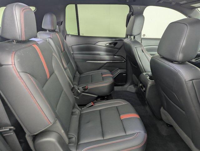 used 2024 Chevrolet Traverse car, priced at $50,989