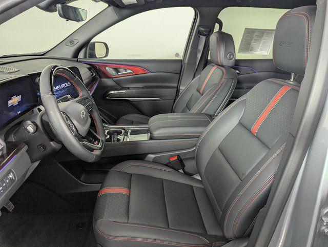 used 2024 Chevrolet Traverse car, priced at $50,989