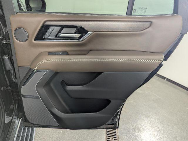 used 2025 GMC Yukon car, priced at $99,989